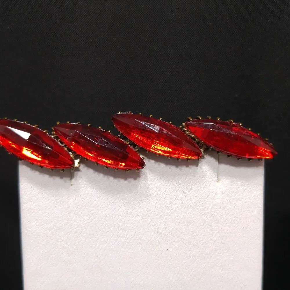 Victorian Red Rhinestone Bar Brooch, Dogtooth Prongs, 1900s Antique Jewelry